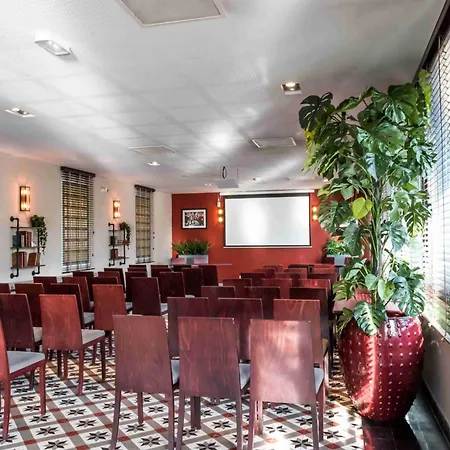 Hotel Mercure Plessis Robinson