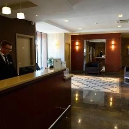 Plessis Parc Hotel Le Plessis-Robinson