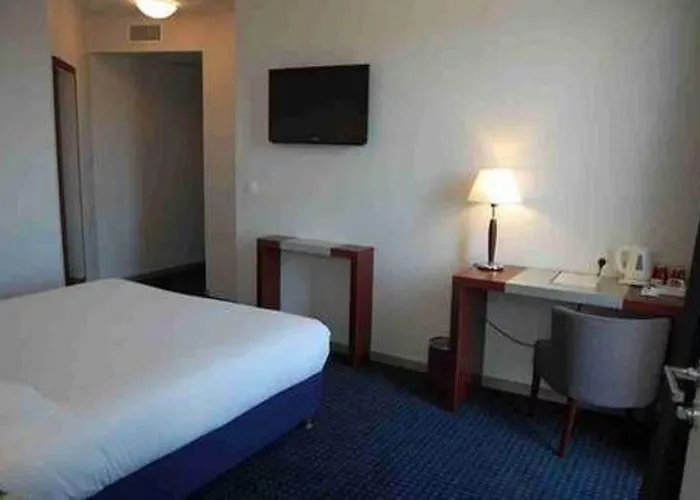 Hotel Plessis Parc 3*