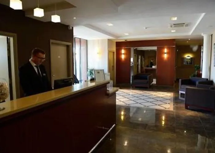 Plessis Parc Hotel Le Plessis-Robinson