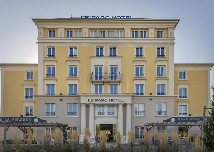 Plessis Parc Hotel 3*